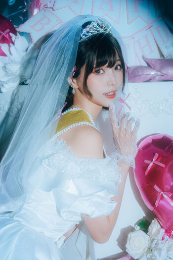 Eeelyeee  page leaked private photo uncensored HD quality