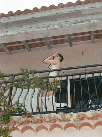 Ella hunt page leaked private photo uncensored HD quality