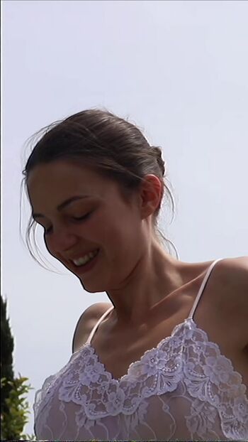 Ella hunt page leaked private photo uncensored HD quality