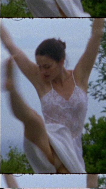 Ella hunt page leaked private photo uncensored HD quality
