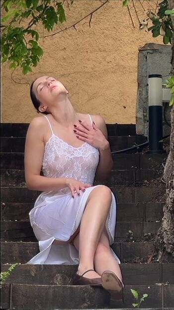 Ella hunt leaked private photo uncensored HD quality