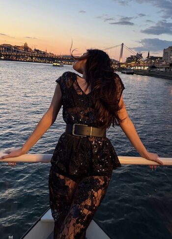 Ella mendelsohn page leaked private photo uncensored HD quality