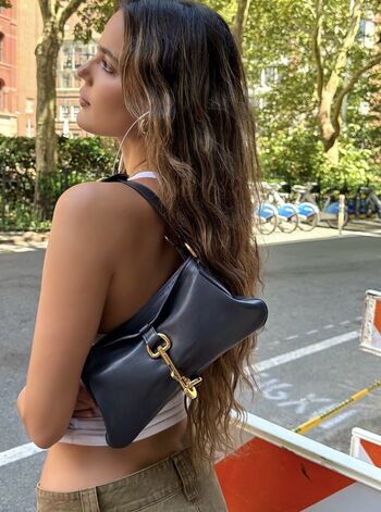 Ella mendelsohn page leaked private photo uncensored HD quality