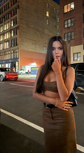 Ella mendelsohn page leaked private photo uncensored HD quality