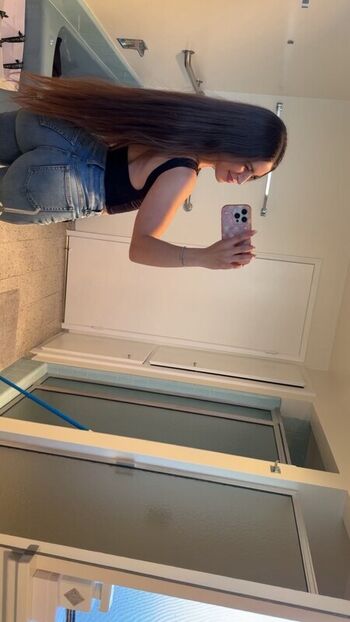 Emarr b leaked private photo uncensored HD quality