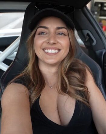 Emelia hartford leaked private photo uncensored HD quality