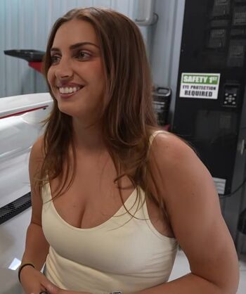 Emelia hartford page leaked private photo uncensored HD quality