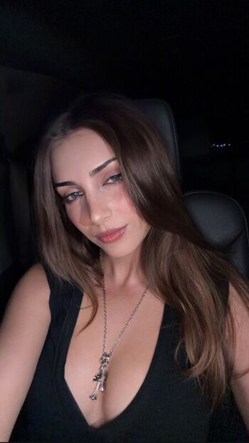 Emelia hartford leaked private photo uncensored HD quality