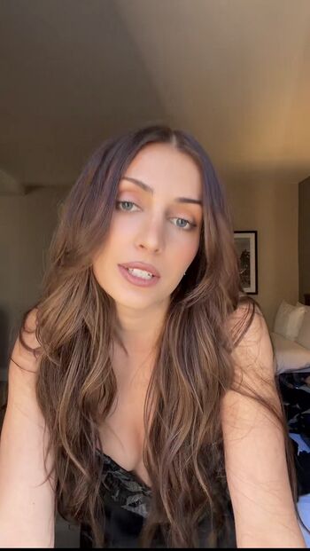 Emelia hartford leaked private photo uncensored HD quality