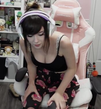 Emiki page leaked private photo uncensored HD quality