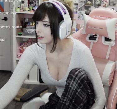Emiki page leaked private photo uncensored HD quality