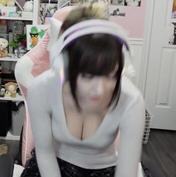 Emiki page leaked private photo uncensored HD quality