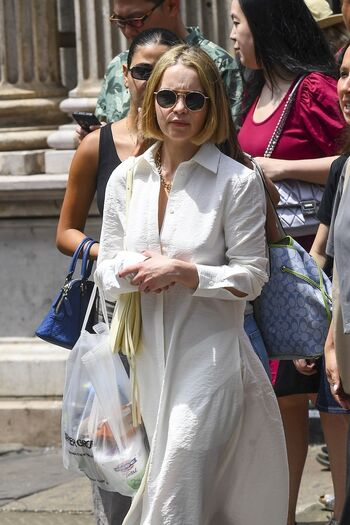 Emilia clarke page leaked private photo uncensored HD quality