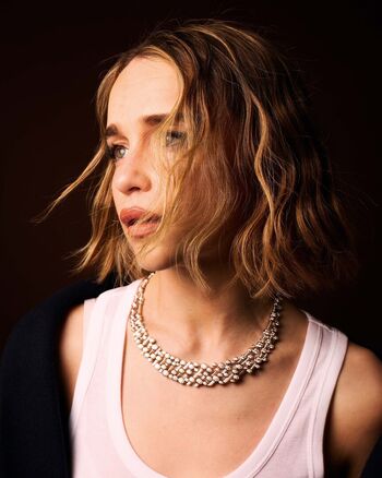 Emilia clarke page leaked private photo uncensored HD quality