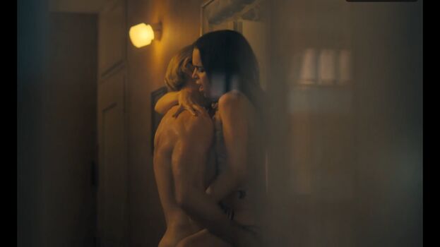 Emilia clarke page leaked private photo uncensored HD quality