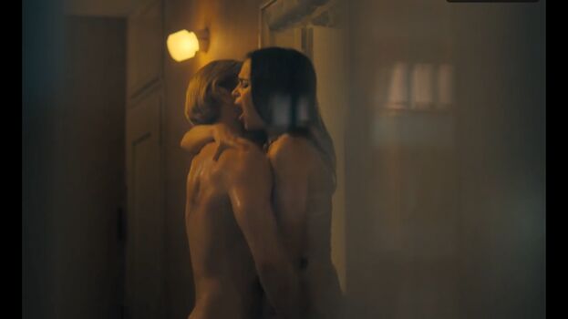 Emilia clarke page leaked private photo uncensored HD quality