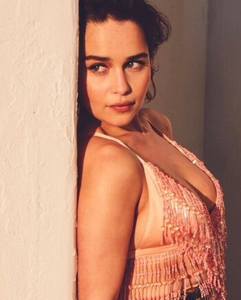 Emilia clarke page leaked private photo uncensored HD quality