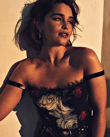 Emilia clarke page leaked private photo uncensored HD quality