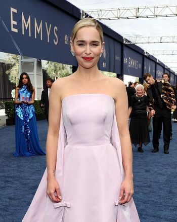Emilia clarke leaked private photo uncensored HD quality