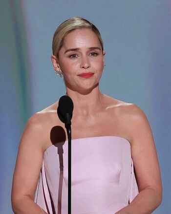 Emilia clarke leaked private photo uncensored HD quality