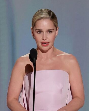 Emilia clarke leaked private photo uncensored HD quality