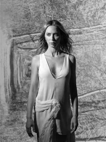 Emily blunt page leaked private photo uncensored HD quality
