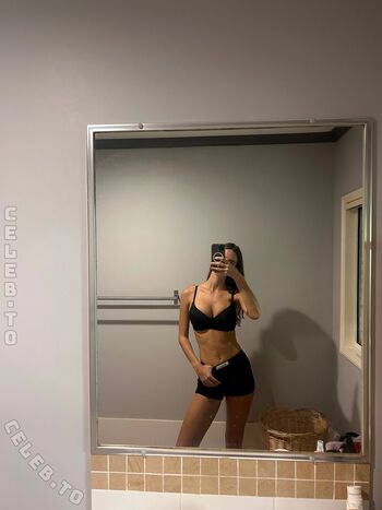 Emily feld  page leaked private photo uncensored HD quality