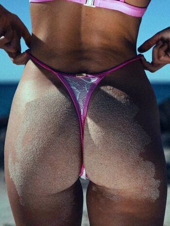 Emily feld  page leaked private photo uncensored HD quality