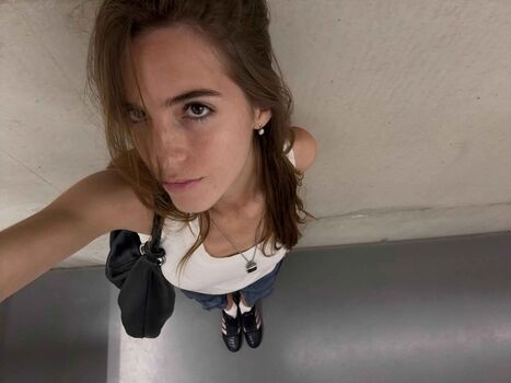 Emily feld  page leaked private photo uncensored HD quality