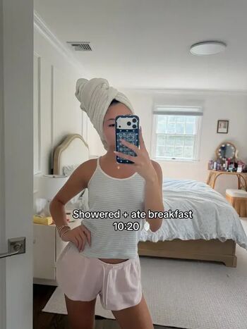 Emily ha leaked private photo uncensored HD quality