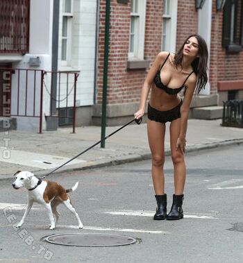 Emily ratajkowski  page leaked private photo uncensored HD quality
