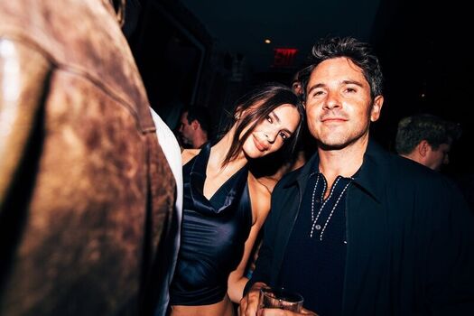 Emily ratajkowski  page leaked private photo uncensored HD quality