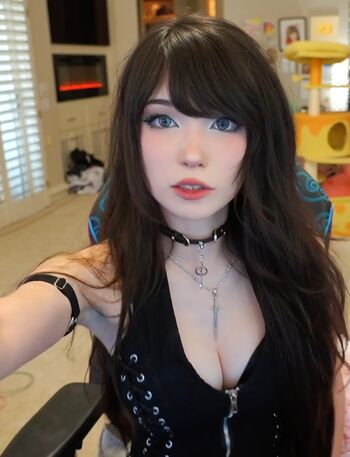 Emiru  page leaked private photo uncensored HD quality
