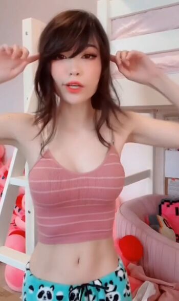 Emiru  page leaked private photo uncensored HD quality