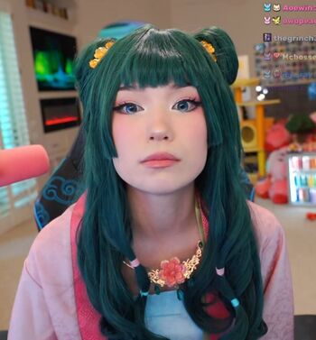 Emiru  page leaked private photo uncensored HD quality
