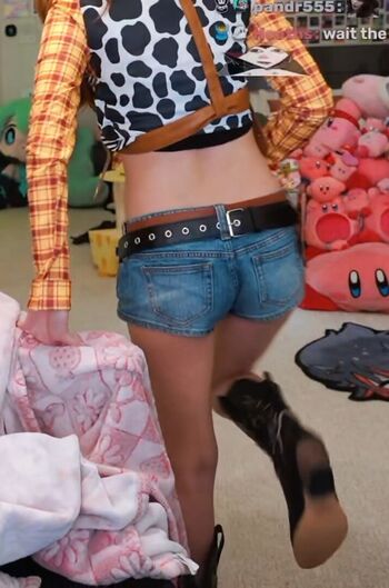 Emiru leaked private photo uncensored HD quality