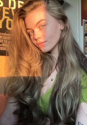 Emma beardsley leaked private photo uncensored HD quality