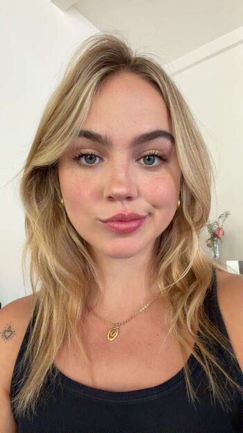 Emma brooks page leaked private photo uncensored HD quality