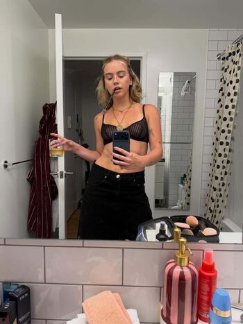 Emma brooks page leaked private photo uncensored HD quality