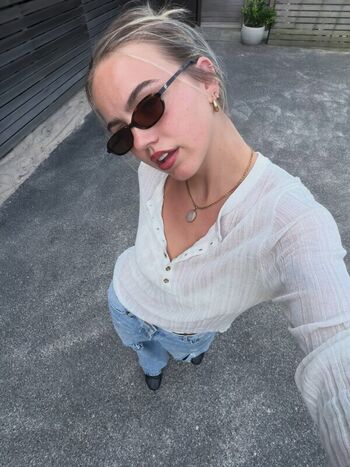 Emma brooks page leaked private photo uncensored HD quality