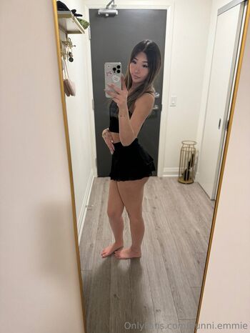 Emma lvxx  page leaked private photo uncensored HD quality