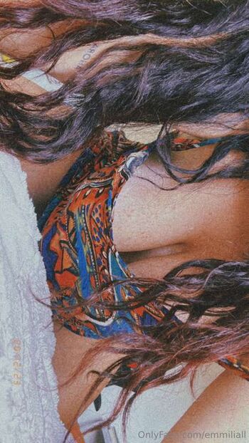 Emmiliall leaked private photo uncensored HD quality