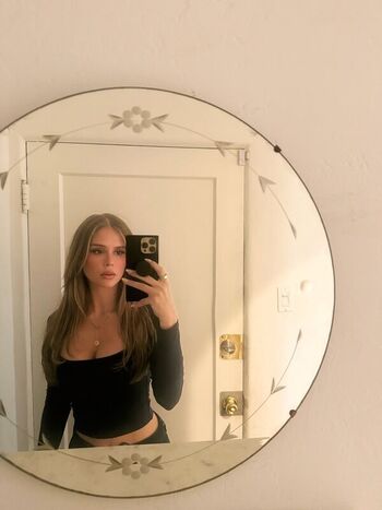 Erin moriarty leaked private photo uncensored HD quality