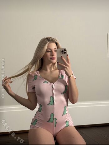 Fabienne leaked private photo uncensored HD quality