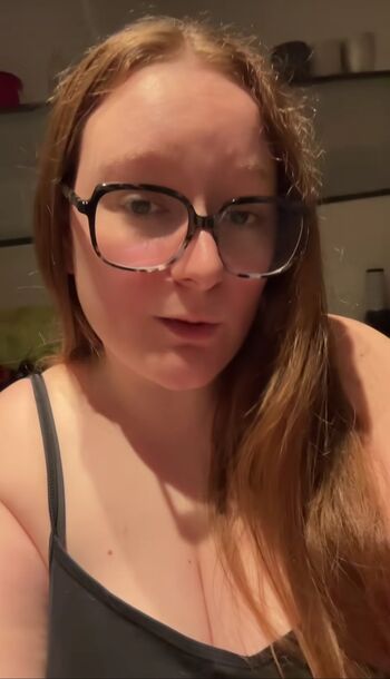 Fannyjhsz page leaked private photo uncensored HD quality