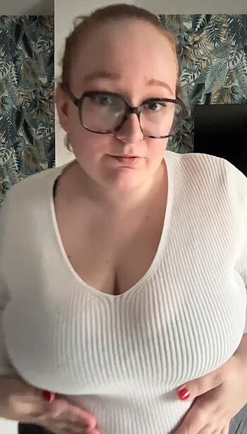Fannyjhsz page leaked private photo uncensored HD quality