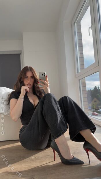 Faye sxh  page leaked private photo uncensored HD quality