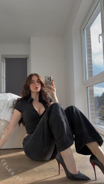 Faye sxh  page leaked private photo uncensored HD quality