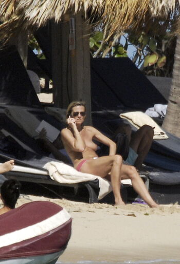 Femmes journalistes page leaked private photo uncensored HD quality