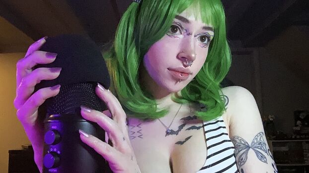Flodaasmr leaked private photo uncensored HD quality